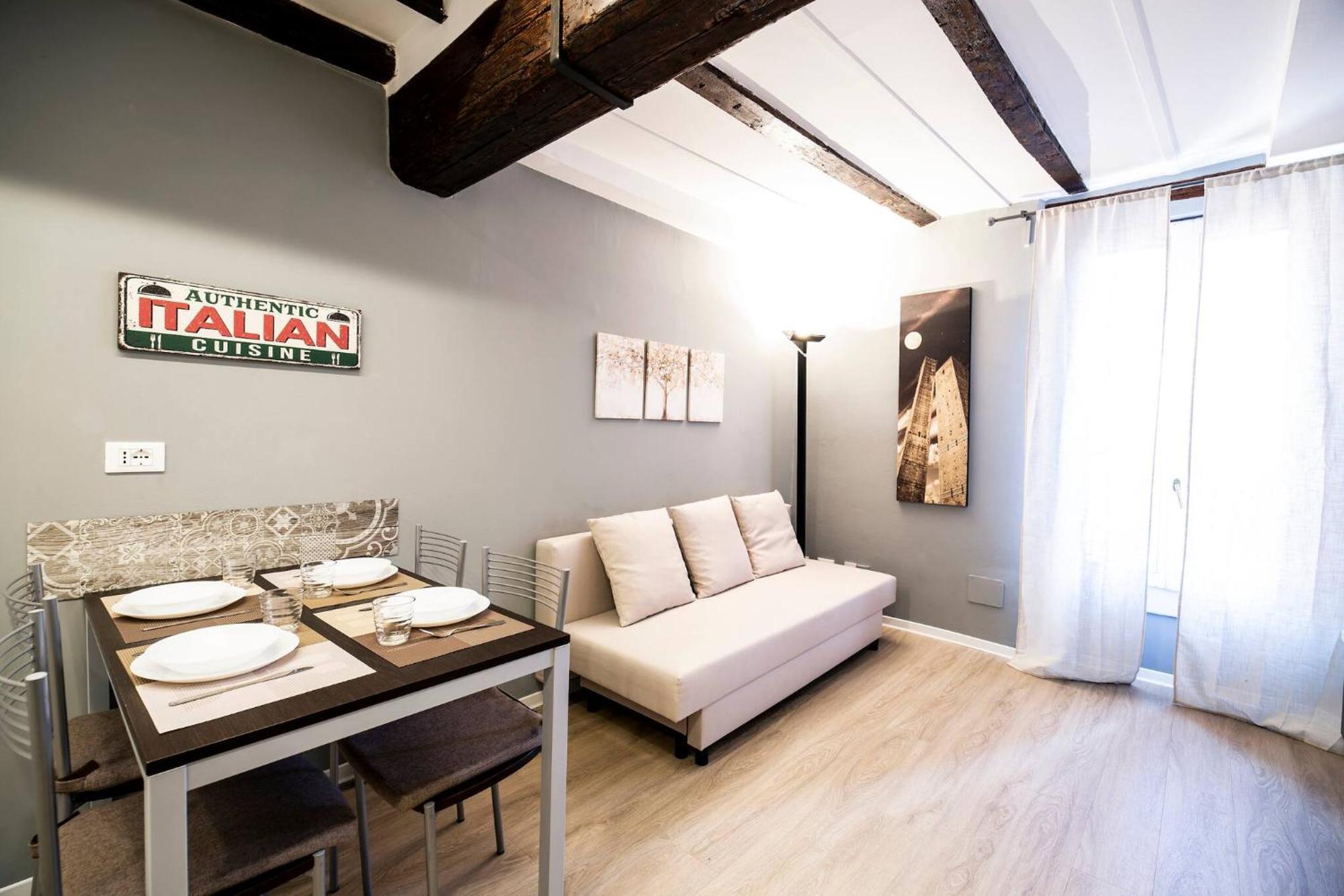 Tesoro De Galluzzi โบโลญญา ภายนอก รูปภาพ